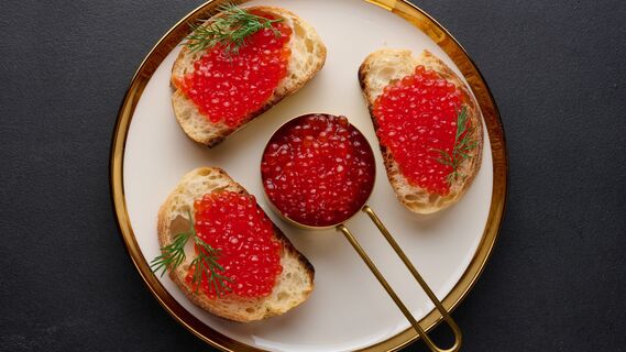 Как сделать бутерброды с икрой еще вкуснее