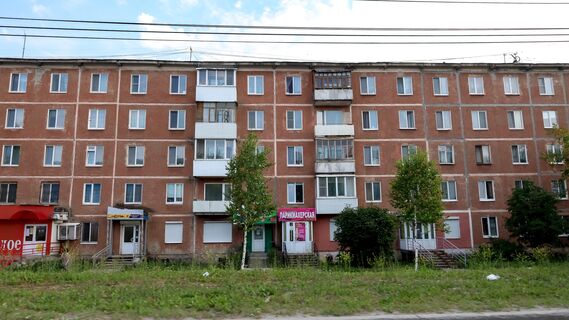 Зачем в советских домах делали такие лестницы