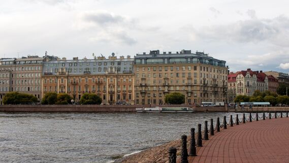 Петербуржцам рассказали, чего ждать от погоды на выходных