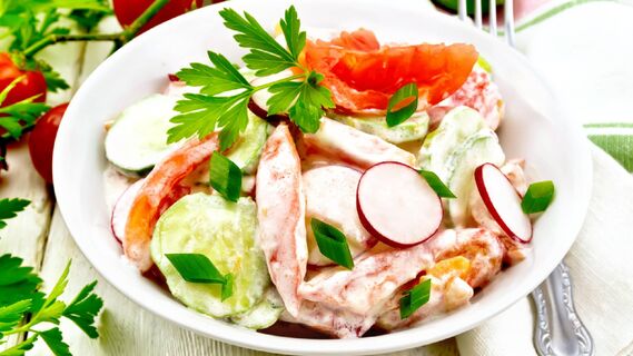 Вкуснейшая заправка сделает любой салат кулинарным шедевром