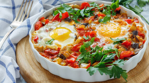 Традиционный еврейский завтрак: очень вкусный и сытный