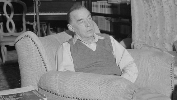 Цитата из Ремарка, раскрывающая смысл слова "извини"