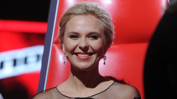 «Так изуродовать красивейшую женщину»: Пелагея показала честное фото с дочерью 