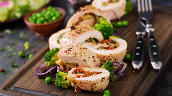 Быстрый рецепт куриного рулета