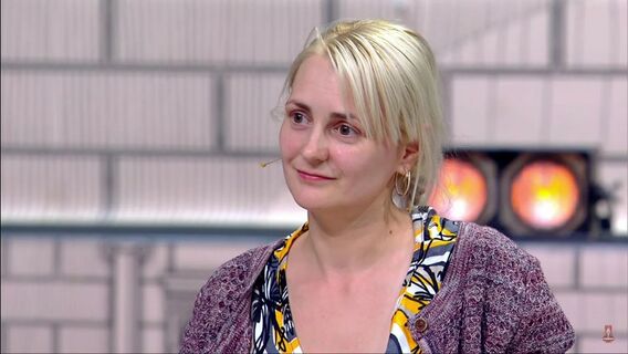 Нина давно перестала смотреть на себя в зеркало 