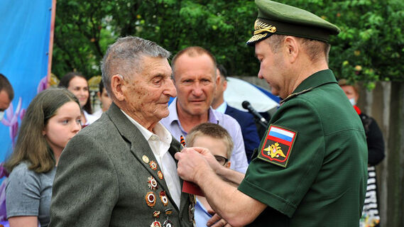 Как выглядят медали, изготовленные специально к 80-летию Победы: их сделали в Петербурге