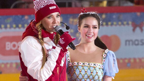 Каждая чемпионка может управлять государством: Навка высказалась в адрес Загитовой