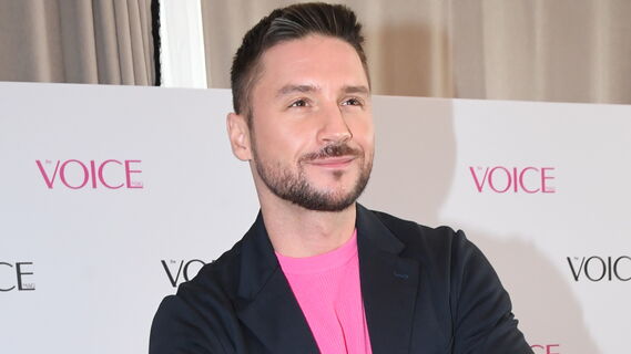 «Давно мечтал»: Лазарев демонстрирует подкачанный торс на Мальдивах