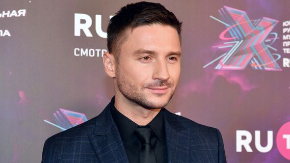 Теперь только на русском: Лазарев ответил, почему отказался от своей «фишки»
