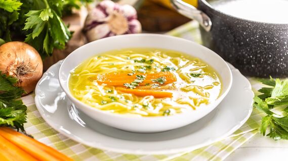 Этот продукт сделает куриный суп еще пикантнее