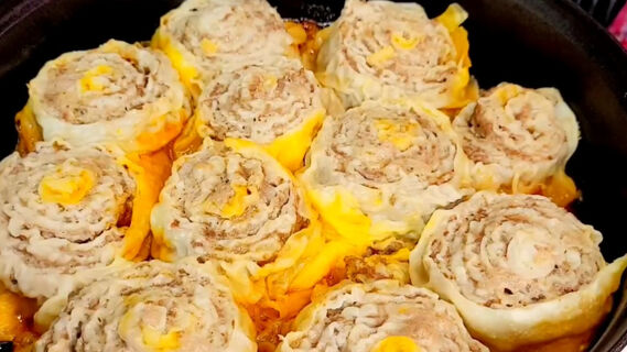 Раскрыт рецепт рулетиков с мясом и лавашем