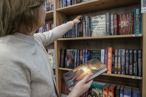 За книги в Петербурге теперь только золотом платить: издатели города предвещают сильное подорожание