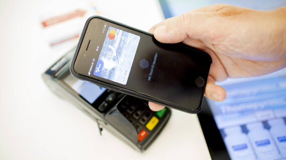 Оплата смартфоном по NFC