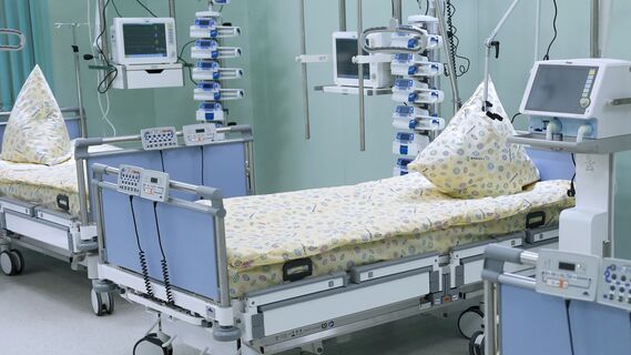Виноват редкий генетических недуг: в Петербурге не смогли спасти двухлетнего малыша