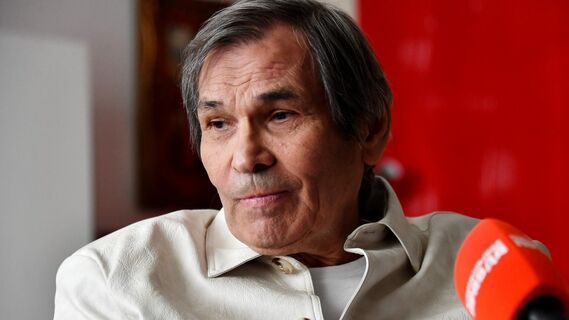 «Опасное заболевание»: странное поведение Алибасова пугает звездных коллег