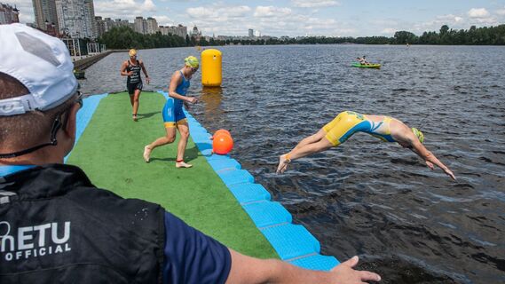 Откачивали 30 минут: спортсменка из Петербурга погибла на первенстве в Барселоне