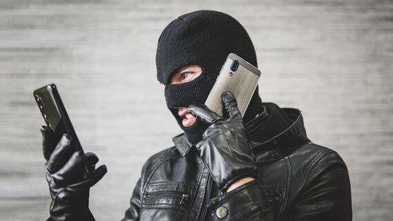 Какое слово нельзя произносить в разговоре с мошенниками