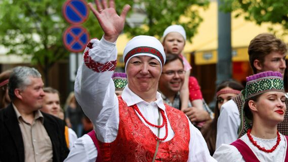От жуткого обычая литовцев кровь стынет в жилах: эту еду там считают деликатесом