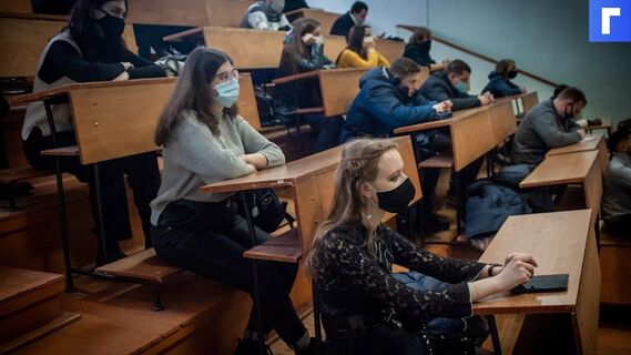 Студентам вузов дадут каникулы с 1 по 10 мая 