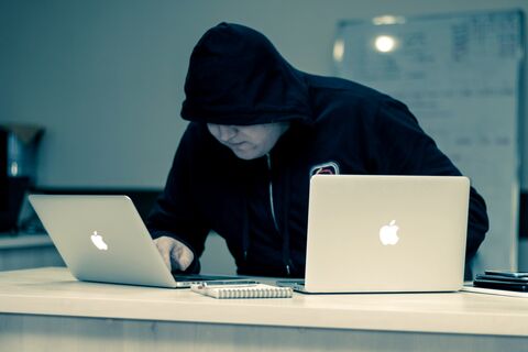 Эксперт оценил защищенность клиентов российских банков после атаки хакеров