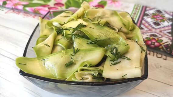 Как вкусно приготовить молодые кабачки