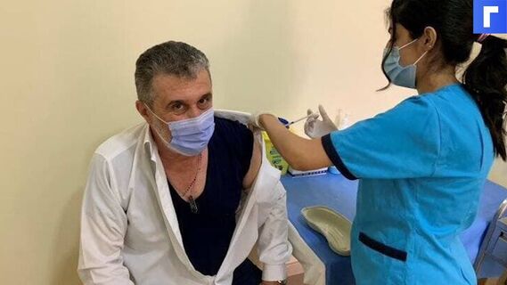 Роспотребнадзор допустил заражение COVID-19 после вакцинации
