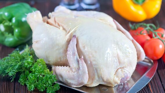 Как выбрать свежую курицу