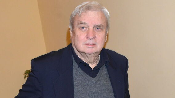 «Ее захомутал»: Стефанович не постеснялся отбить девушку у лучшего друга