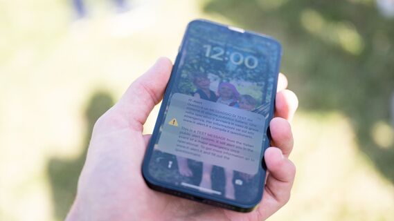 Смело удаляйте эти приложения с телефона: «следят» за пользователями и засоряют гаджет