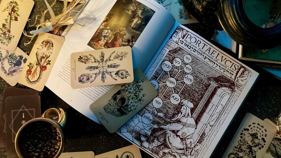Ясновидящая пояснила, почему обряды и ритуалы не записываются в полном объеме