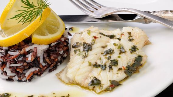 Как улучшить вкус дешевого минтая