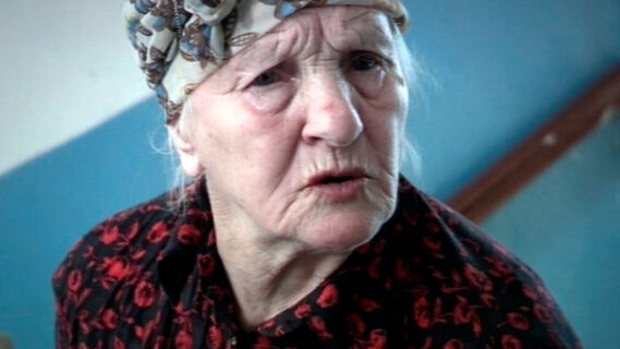 Осталась без пенсии и вынуждена побираться: 93-летняя актриса фильма «Брат» просит милостыню в петербургском метро