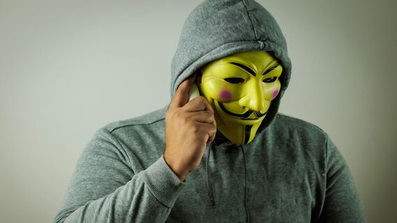 Как сократить количество звонков от мошенников