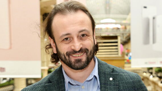 Илья Авербух похвалил жену и тещу за заботы о его маленьком сыне