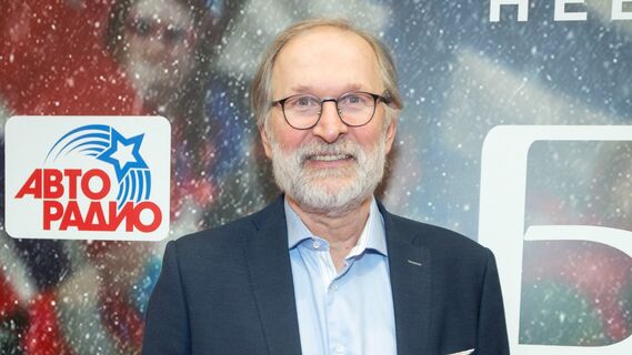 Тоже комедия, но какая: Добронравов быстро нашел замену «Сватам»