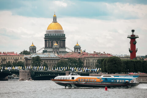 В небе над Невой: с каких смотровых площадок можно лучше всего рассмотреть Петербург