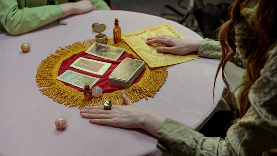 Эксперт считает, что можно построить жизнь и прийти к нужному результату при помощи карт Таро