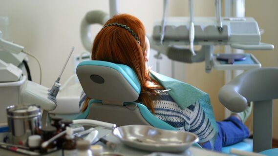 Недосып — частая причина похода к стоматологу