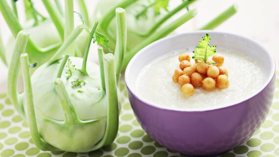 Приготовьте вкуснейший крем-суп из капусты кольраби