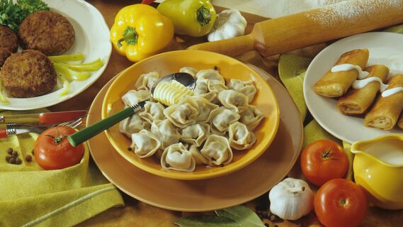 Почему в СССР ели пельмени с уксусом