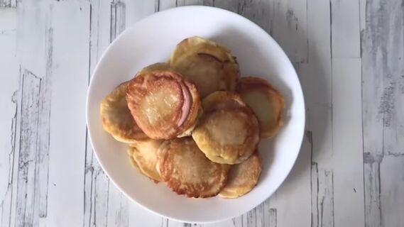 Как приготовить простую закуску из колбасы
