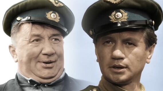 Леонид Быков и Алексей Смирнов в фильме «В бой идут одни "старики"» 