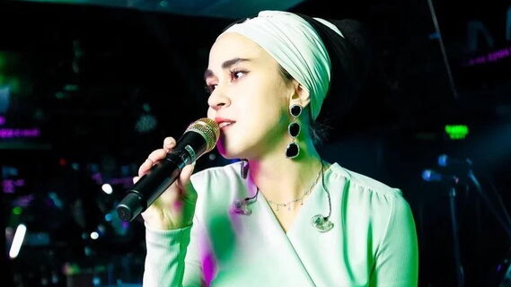 Психолог о 32-летней дочери Успенской: «Теряет свою жизнь»