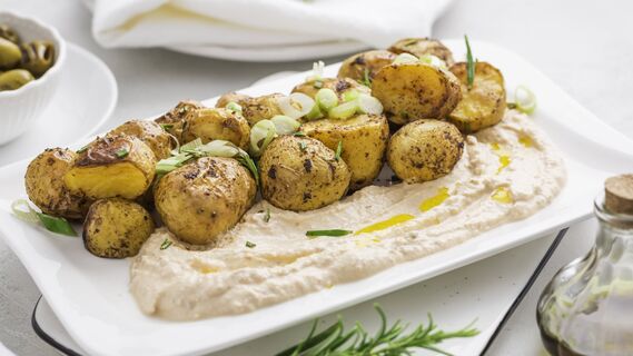 Как вкусно запечь картофель