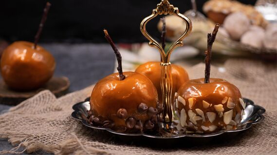 Быстрый и вкусный рецепт осеннего десерта из яблок