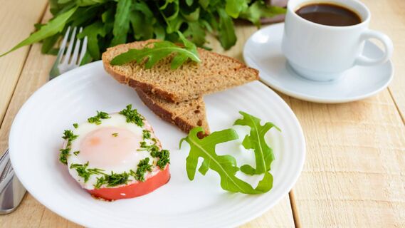 Легкий рецепт вкуснейшей яичницы