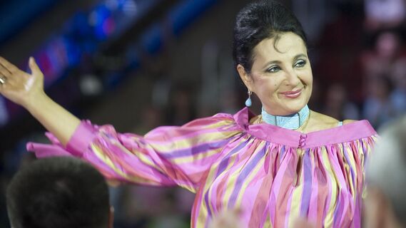 Вот о чем Винер секретничала с мужем Елизаветы II: выпуск выйдет на Первом канале уже в субботу