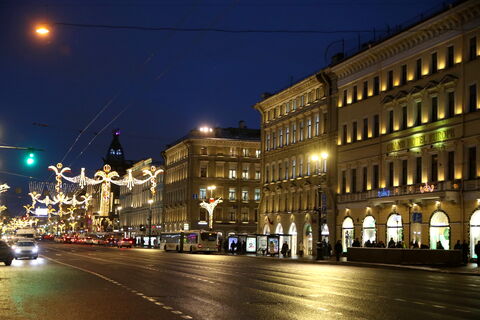 Метро не уснёт: петербургский транспорт устроит горожанам праздничное волшебство без остановки