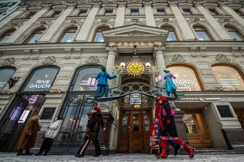 Зачем подполковник публично ударил портного: история одной оплеухи в петербургском «Пассаже»