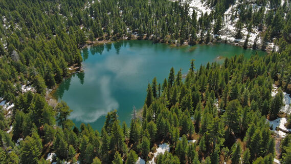 Не страна, а бальзам для глаз и души: почему стоит полететь отдыхать в Черногорию - названы особенности 